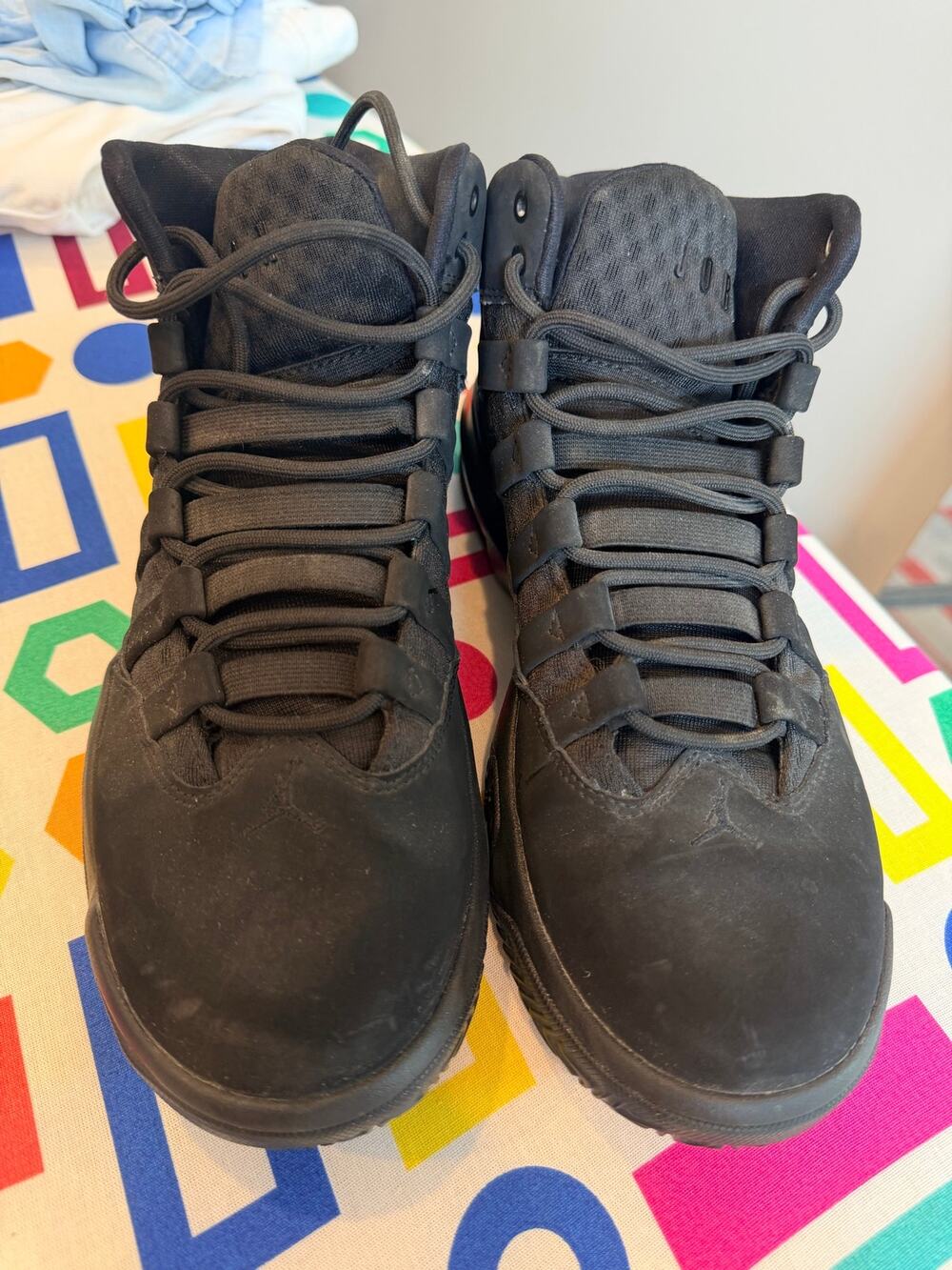 Nike Air Jordan Max Aura "Triple Black" Basketball Sneakers - Men's Size 7.5